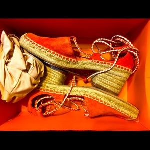 Beautiful Tory Burch espadrille shoes